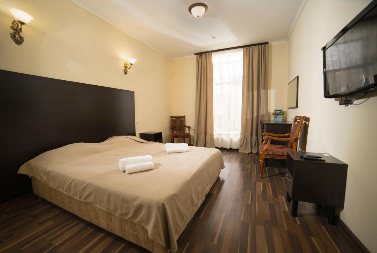 Alex Hotel Одесса Экстерьер фото